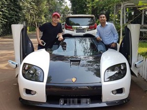 foto mobil mewah lamborghini Raffi
