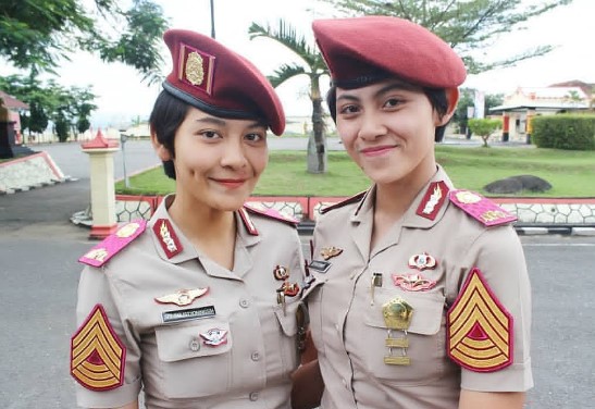 sekolah ikatan dinas